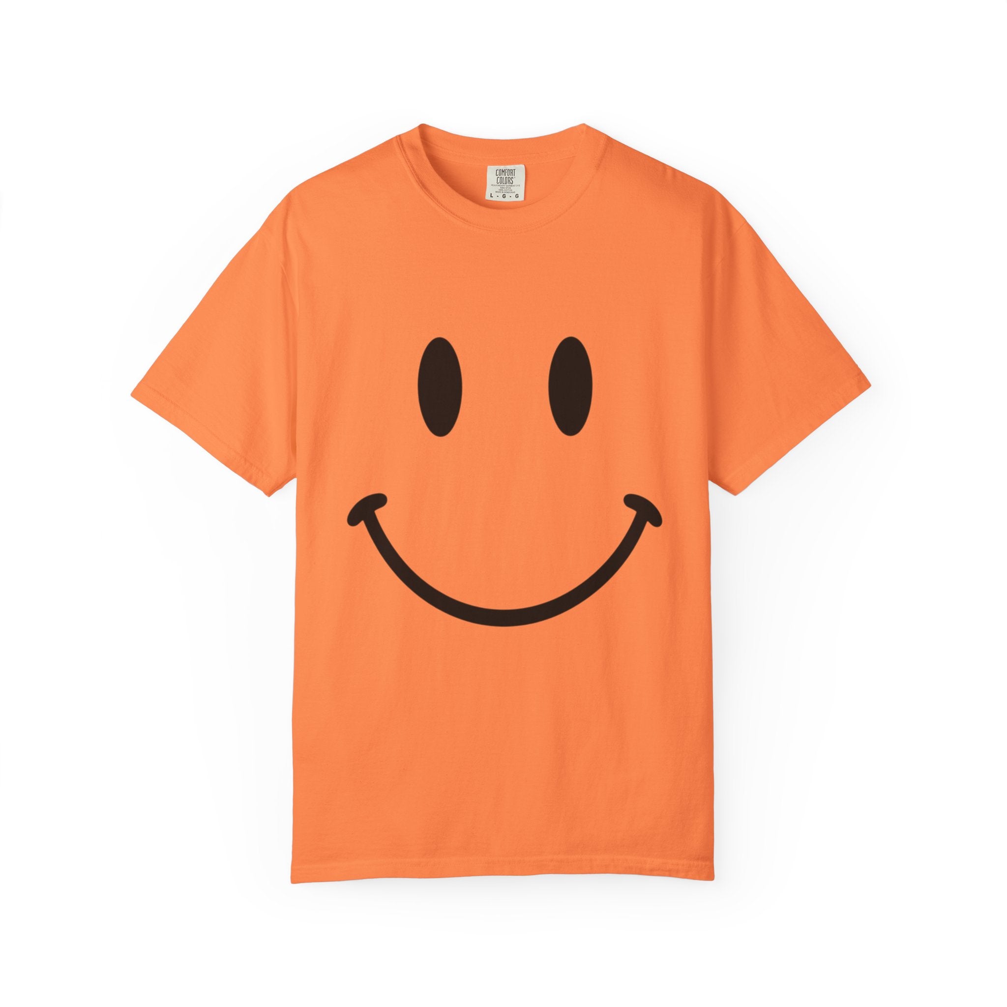 Smile Face T-Shirt – Retro Happy Face Graphic Tee