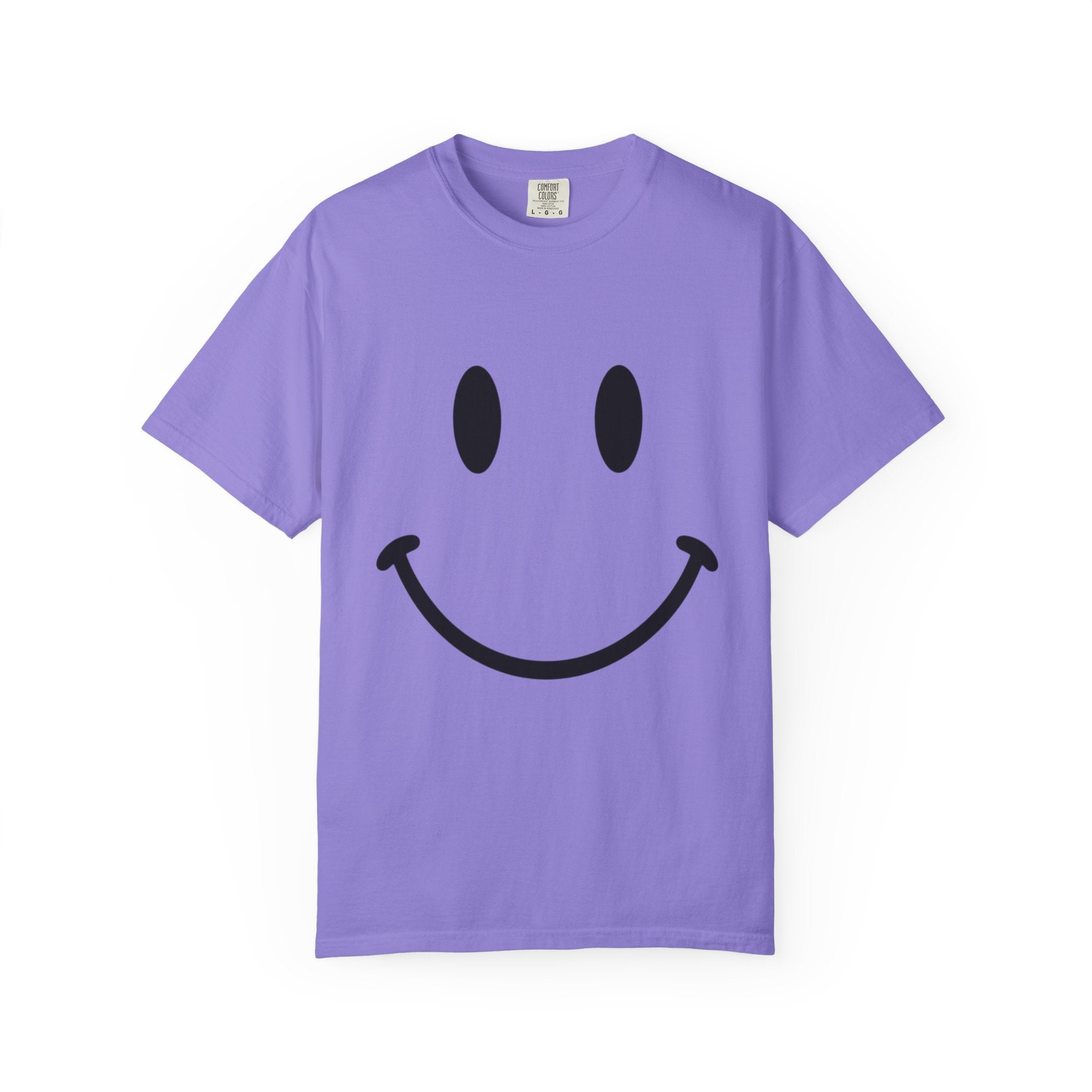 Smile Face T-Shirt – Retro Happy Face Graphic Tee